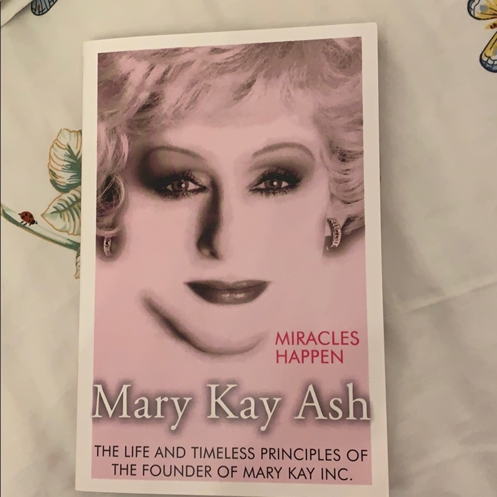 Mary Kay Ash Biography